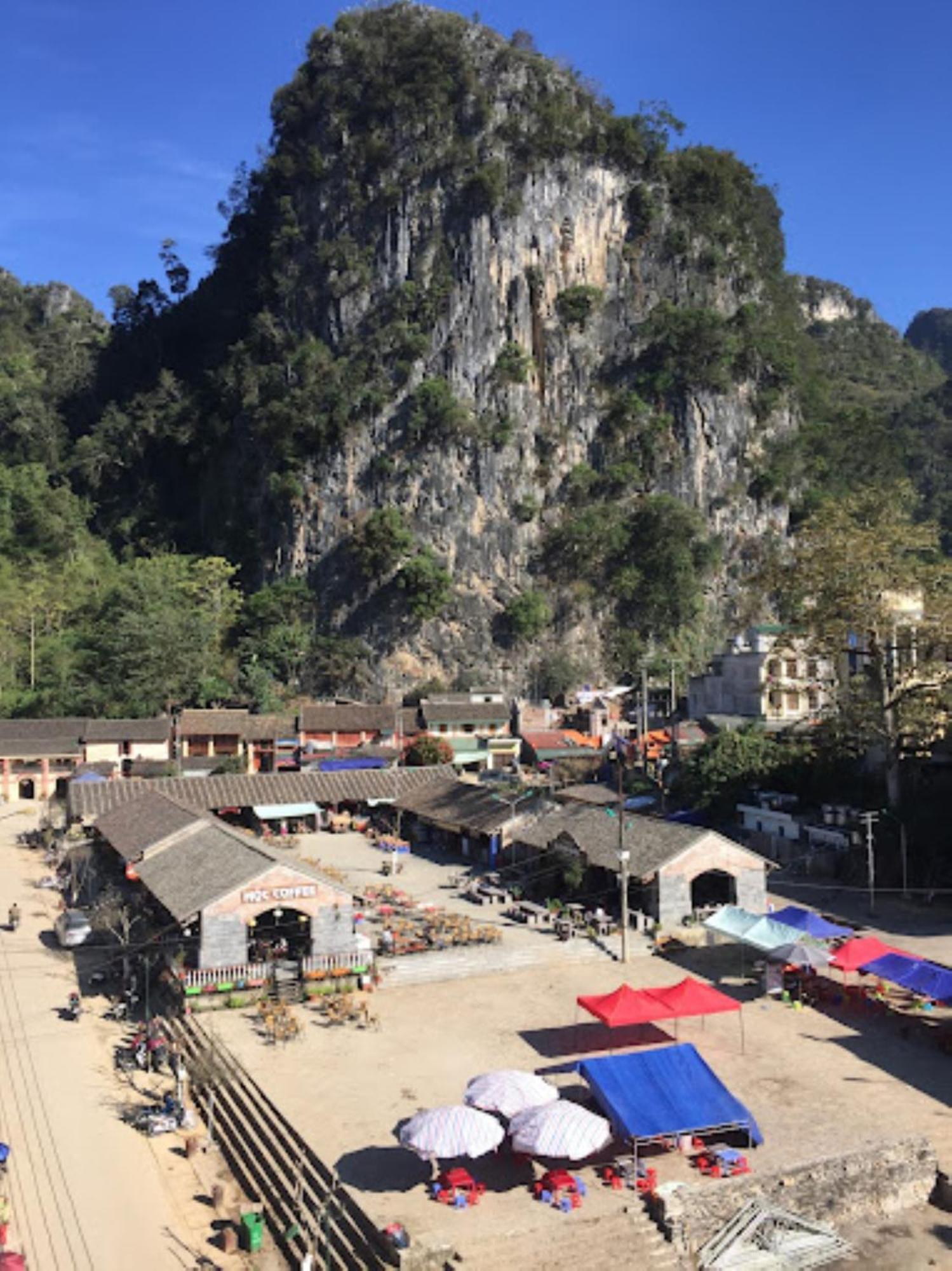 Thai Thinh Hotel Dong Van  Exterior foto