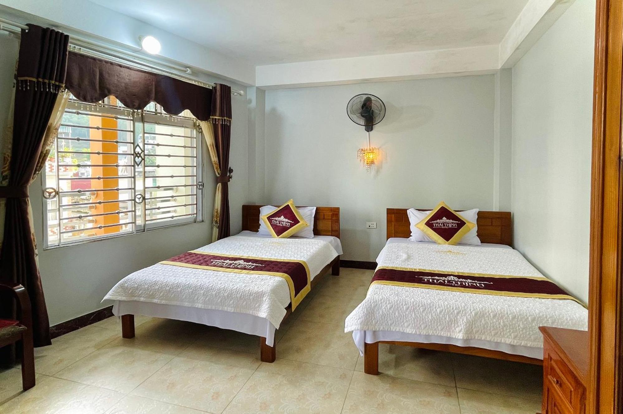 Thai Thinh Hotel Dong Van  Exterior foto